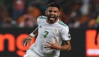 رياض محرز لاعب مانشستر سيتي الإنجليزي