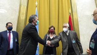 جانب من توقيع اتفاق وقف إطلاق النار في ليبيا- أرشيفية