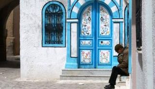 تونس تدخل مرحلة جديدة من إغلاق كورونا