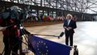 أوروبا تدرج 10 من قادة انقلاب ميانمار على قائمتها السوداء