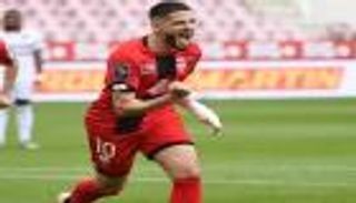 بعدما أفلت من 11 جراحة.. إشادة فرنسية واسعة بـ"معجزة الجزائر"