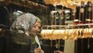 أسعار الذهب في مصر اليوم الثلاثاء.. عيار 21 يواصل الهبوط