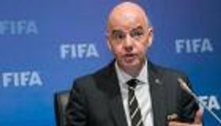 يعارض أوروبا ويحرض أفريقيا.. موقف متناقض لإنفانتينو