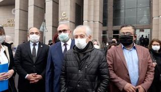 الفنان المسرحي غنجو أرقال أمام النيابة العامة التركية