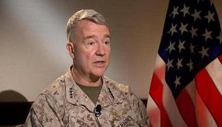الجنرال كينيث فرانك ماكينزي قائد القيادة المركزية الأمريكية
