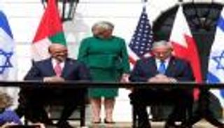 هاتفيا.. البحرين وإسرائيل تبحثان تعزيز التعاون المشترك