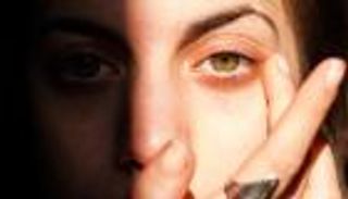 كيف تهاجم الحروق الشمسية العين في الربيع؟