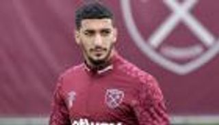 مدرب وست هام يصعق بن رحمة ويفتح الباب للنصيري