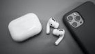 طريقة وقف التبديل التلقائي لسماعات أبل AirPods