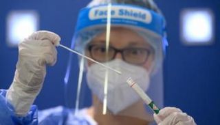 اختبار فيروس كورونا - أرشيفية