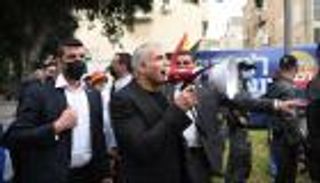 الصحفي لابيد.. هل ينتقل من زعامة المعارضة لرئاسة الحكومة الإسرائيلية؟