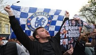 مظاهرات جماهير تشيلسي ضد السوبر