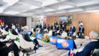 "آسيان" تبحث عن مخرج لميانمار بحضور "قائد الانقلاب"