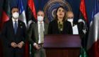 وزير الخارجية المصري يدعو نظيرته الليبية لزيارة مصر قريبا