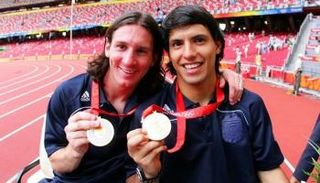 ميسي وأجويرو مع الأرجنتين في أولمبياد 2008