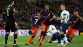 محرز مفاجأة جوارديولا في تشكيلة مانشستر سيتي نحو اللقب الأول