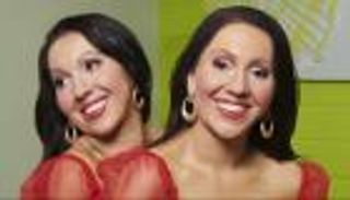 توأم أسترالي يتشارك كل شيء حتى "الحبيب"