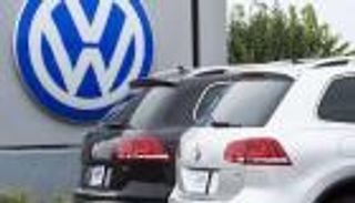 أزمة الرقائق تعصف بمصنع فولكسفاجن للدفع الرباعي.. ماذا حدث؟ 