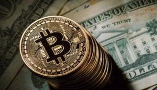 "بيتكوين" تسجل أدنى تدفقات أسبوعية خلال 6 أشهر