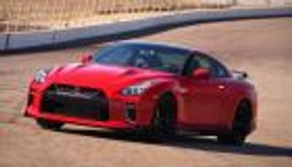 لعشاق السيارات اليابانية.. أسرع موديلات عبر التاريخ