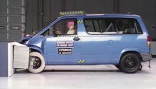 موديل خاضع لاختبارات الحوادث