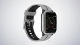 ساعة ذكية مقاومة للماء ولا تحتاج لهاتف لتشغيلها