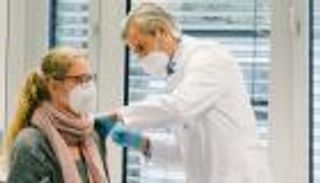 ألمانيا تتجاوز مليون تطعيم ضد كورونا خلال يوم