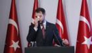 سيناريو صهر أردوغان يتكرر في الخطوط التركية.. أقارب زوجة الرئيس
