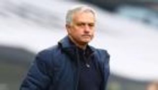 مهنة جديدة.. يورو 2020 تنقذ مورينيو من البطالة