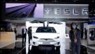 مبيعات السيارات الكهربائية تقفز 140%.. وتسلا في المقدمة