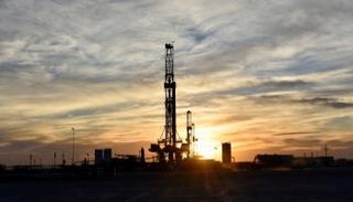 منصات حفر في ميدلاند بتكساس الأمريكية- رويترز