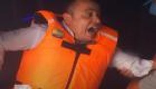 فيديو.. تصرف مفاجئ من طارق يحيى في "مقلب رامز" المرعب