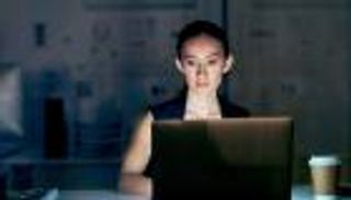 من الميول الجنسية إلى لون البشرة.. العنف الإلكتروني يضرب الصحفيات