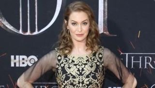 الممثلة البريطانية إيزمي بيانكو