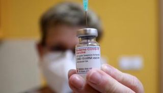 لقاح موديرنا المضاد لفيروس كورونا