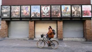 إحدى دور السينما في مدينة مونبلييه الفرنسية كما بدت خلال مرحلة الإقفال الثانية