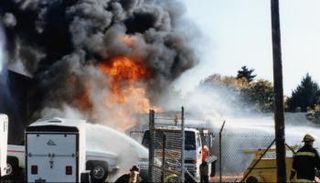  حريق كبير بشاحنات وقود في العاصمة الأفغانية