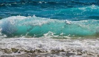 النفايات تهدد البحار والمحيطات