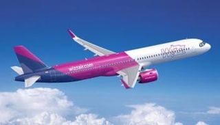 طائرة تابعة لـ"ويز إير أبوظبي" 