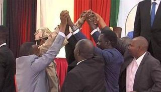 جانب من اجتماع سابق لفرقاء السودان