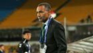 مساعد مورينيو السابق.. مورايس يقود مهمة إنقاذ الهلال السعودي