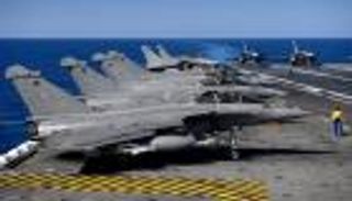 شراكة استراتيجية.. 54 مقاتلة فرنسية تتوشح بعلم مصر