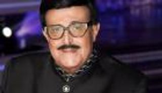 مفاجأة بحقيقة إصابة سمير غانم بكورونا.. تطورات الوضع الصحي