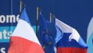 فرنسا تستدعي السفير الروسي رفضا لعقوبات ضد مسؤولين أوروبيين
