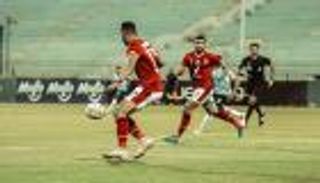 طالب بحكام أجانب وهدد بالفيفا.. الأهلي يفجر غضبه في الدوري المصري