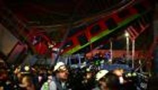 23 قتيلا بانهيار جسر قطارات في المكسيك