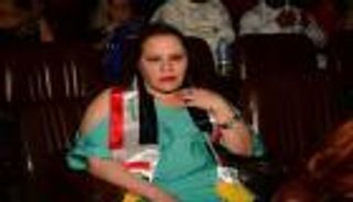 ابنة نادية العراقية تصدم جمهور والدتها: "أمي في العناية وحالتها حرجة"