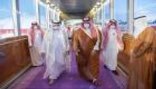 ولي العهد السعودي يستقبل ولي عهد أبوظبي في جدة