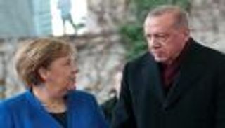 ميركل لأردوغان: انسحاب القوات الأجنبية من ليبيا سيكون إشارة مهمة