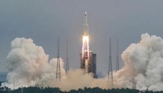 إطلاق الصاروخ 